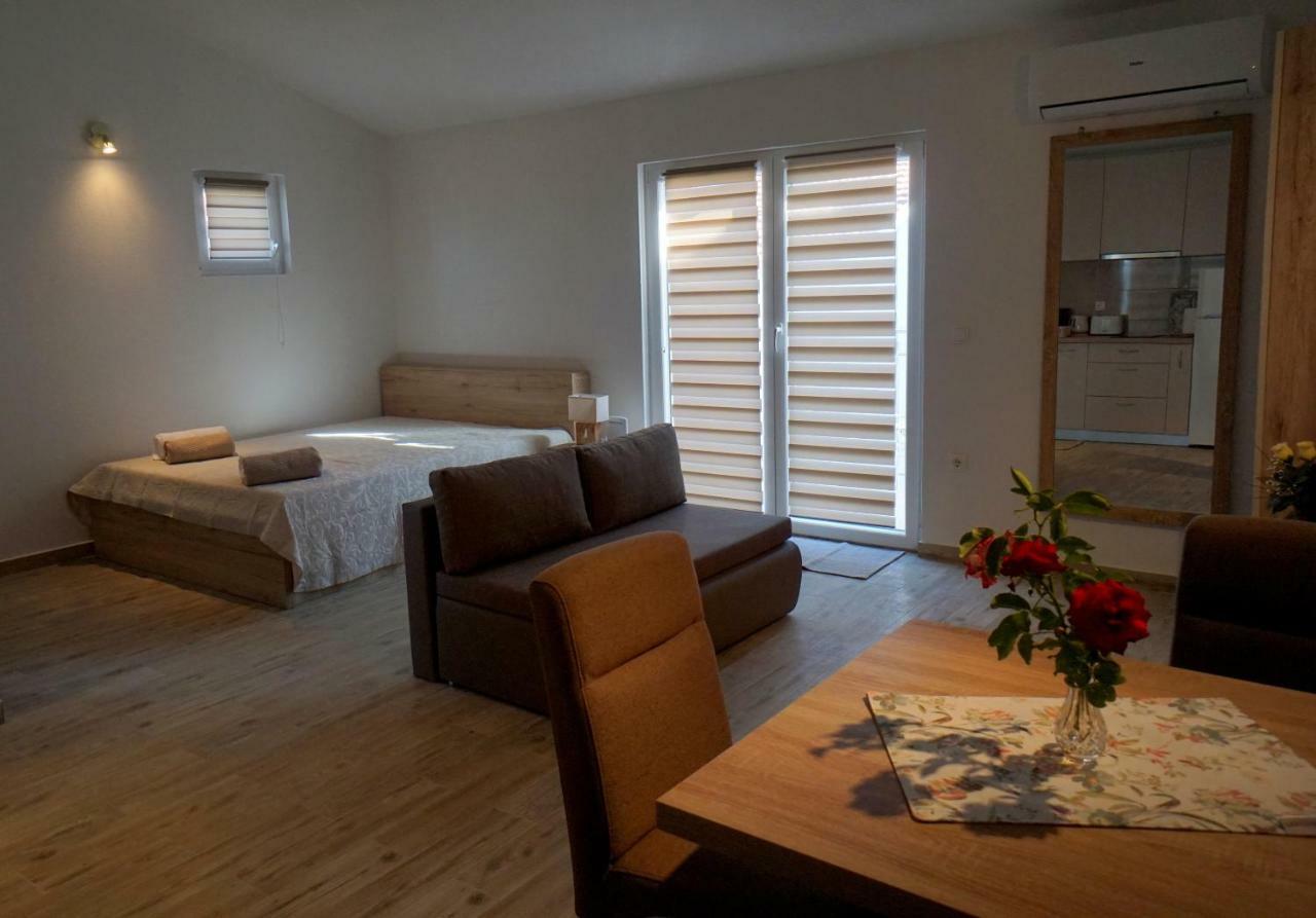 Apartments Sanja Йезера Екстериор снимка
